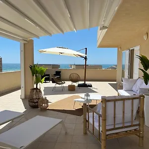 Romeo Apartment